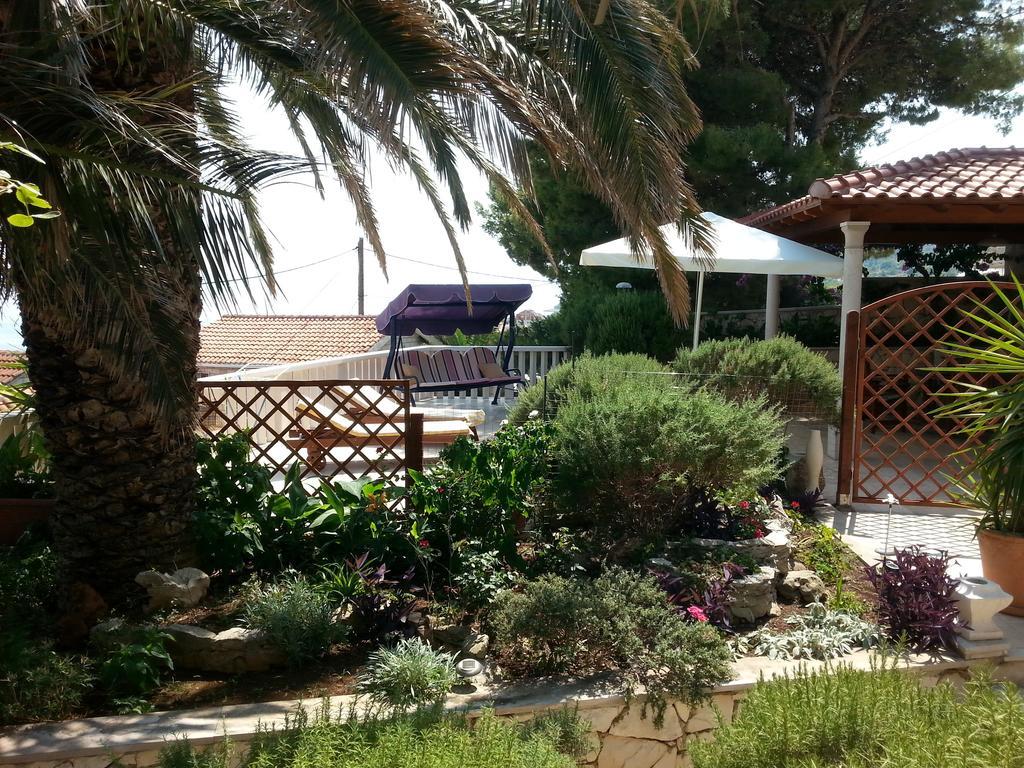 Apartments Sole Sumartin Dış mekan fotoğraf